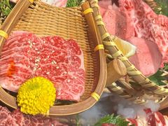 -山川小町·极番烧肉(新地假日广场店)