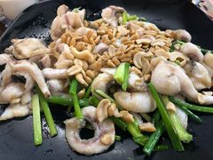 果仁炒生鱼片-禄源公·老莞诚饭店