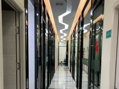 -雅致口腔门诊部(五羊邨地铁店)