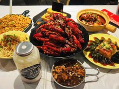 -巴厘龙虾·榜首油焖大虾(音乐学院·沿江酒馆店)