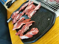 -肉甲韩国木炭烤肉(新壹街1店)