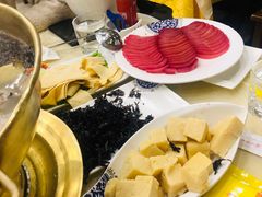 红酒雪梨-清花阁乌拉满族火锅(厦门街店)