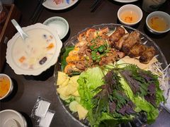 -大头虾越式风味餐厅(光明广场店)