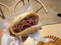 -闫家驴肉老店(华电一校店)