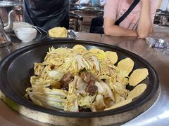 -粘豆包柴火铁锅炖