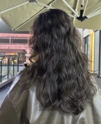 -奈川烫染Salon