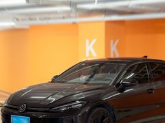 -前滩太古里木区停车场