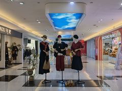 -鸿通城购物中心