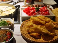 -尚尚仙·酸汤猪手·猪肚鸡火锅(华联万柳购物中心店)