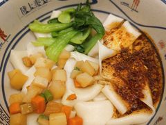 -陇上秦轩西安biangbiang面(朝龙汇店)