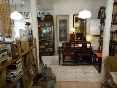 -邊城書店