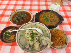-老方桌烂蹄花川菜馆(九龙坡店)