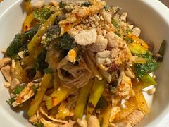 柠檬辣青芒手撕鸡-SHAN山(前滩太古里店)