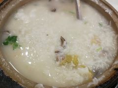 干贝排骨粥-粤仔湾砂锅粥(金太湖店)