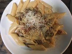 -HIGH FIVE哈福手工汉堡(桂林路店)