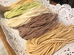 -尚尚仙·酸汤猪手·猪肚鸡火锅(华联万柳购物中心店)