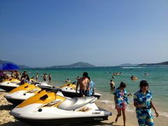 -亚龙湾中心广场