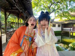 -一揽芳华汉服旗袍体验馆(拙政园店)