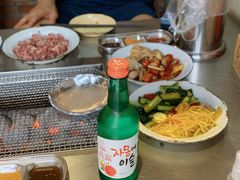 -马路牙子烧烤音乐酒馆(望京店)