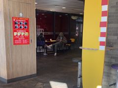 -麦当劳(国家体育场南路店)
