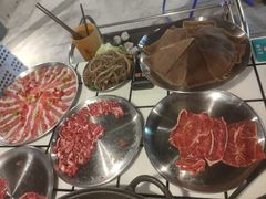 -鹿鸣山草本茶香火锅(园西路店)