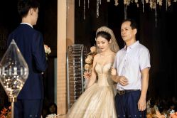 -MECCI婚礼摄影跟拍(红东方广场店)