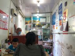 -玲玲米粉·新疆现炒米粉(大十字总店)
