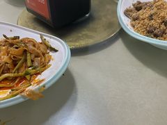 -YI PIN JU 一品居中餐厅 中国超市