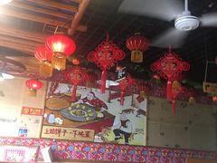 大堂-靠山屯东北农家菜(八龙桥雅苑店)