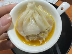 -莱莱小笼·乔艾