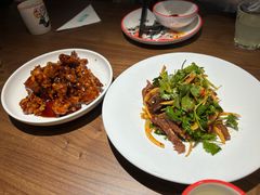 -新白鹿餐厅(滨江银泰店)
