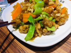 -六泰居·尔滨地标·东北菜(松北店)