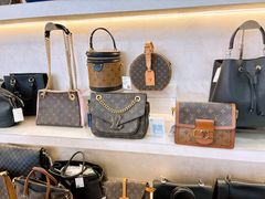 -六六奢品·vintage中古·回收二手奢侈品包包手表首饰(环球港店)