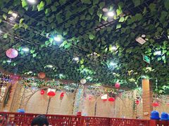 -袁小二大东北铁锅炖(吉祥村总部)