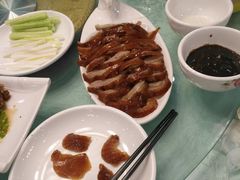 -六和聚传统烤鸭.天津菜(和平店)