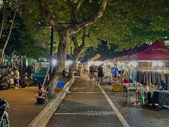 -吴山路夜市