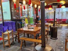 -岳记兴隆·青城腊排铜火锅(融创店)