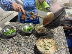 -正宗杨记普洱酸醋米线(总店)