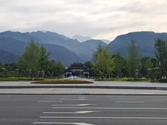 -峨眉山报国寺