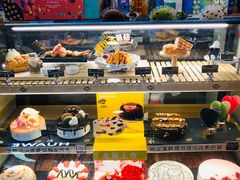 -DQ·蛋糕·冰淇淋(大宁国际商业广场店)