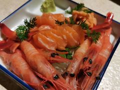 三文鱼刺身-天津滨海圣光皇冠假日酒店 霞·日餐厅