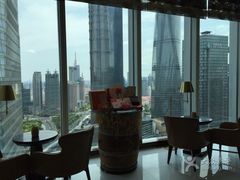 靠窗位-翡翠36餐厅(浦东香格里拉店)