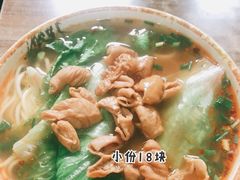 麻辣肥肠面-天府面庄(天平路店)