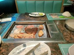 -阪尚皇·原切牛排·烤肉火锅自助(北京路店)