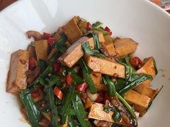 -鸽舞笙平金牌烧鸽子·融合菜(鲁谷店)