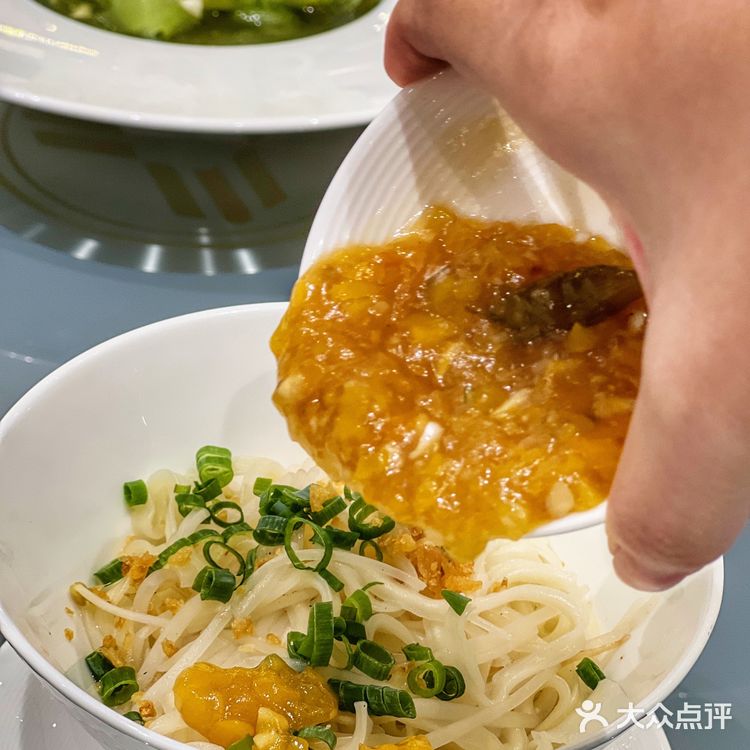 精致粤菜 半岛名轩白云金控新店