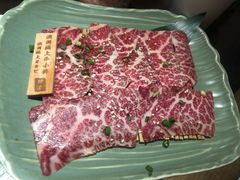 -山川小町·极番烧肉(新地假日广场店)