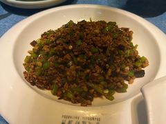 -香巴拉云南餐厅(华莱坞店)