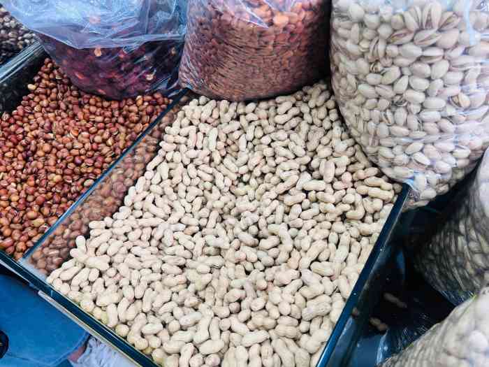 段佩玉重庆奇香花生米-"在成都,不管是买烤兔,炒货,还是买锅盔,.