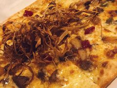 烤牛肉披萨-I HOLIC艾豪丽披萨(KKone店)